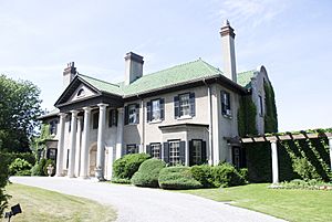 Parkwood Estate National Historic Site of Canada 2007.jpg