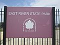 East River State Park sign, Brooklyn, NY IMG 3741