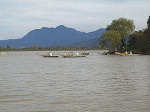 Pátzcuaro-Trad-Fishing