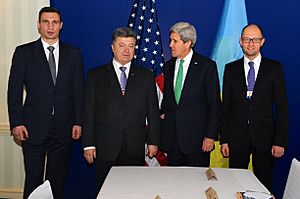 Secretary Kerry Poses for a Photo With Ukranian Opposition Leaders in Munich