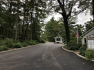 2018-10-09 11 52 47 View southeast along Club Road at Atlantic Avenue in Pine Valley, Camden County, New Jersey
