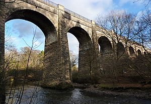 Avon Aqueduct - geograph.org.uk - 1691980