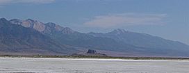 Butte in Great Salt Lake Desert-750px.JPG