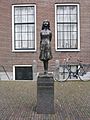 Anne Frank M01