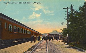 Ocean Shore Limited railroad at Seaside, Oregon (3229235015)