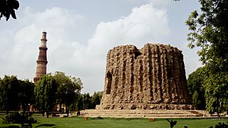 Qutub Minar with unfinished one