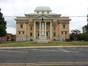 Randolph County Courthouse and Confederate statue