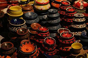 Traditional pottery in Dilli Haat