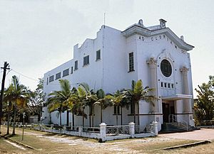 Cairns Masonic Temple, 1994.jpg