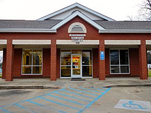 Elmore, Alabama Post Office 36025