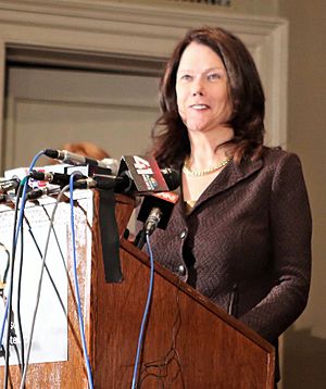 Kathleen Zellner at press conference in Columbia, Mo (cropped).jpg