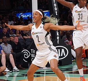 Candice Wiggins at 2 August 2015 game cropped.jpg