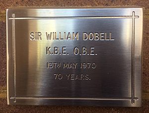Sir William Dobell memorial plaque