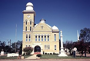 Bibb County Courthouse in Centreville