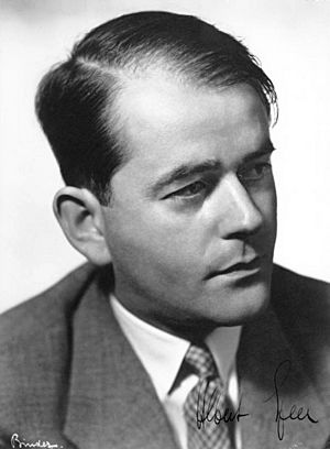 Monochrome photograph of the upper body of Albert Speer, signed at the bottom