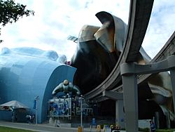 Monorail in EMP