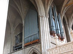 Organ of St John's church - geograph.org.uk - 970296