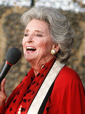 Dolores Hope USO Christmas Tour DF-ST-92-07522 (cropped).jpg