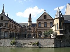 Cloître sainte Constance (lycée Fabert de Metz)
