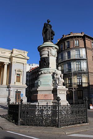 Monumento a María Cristina de Borbón 005.JPG