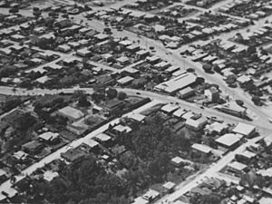 StateLibQld 1 293719 Aerial view of Annerley, Brisbane, ca. 1934