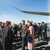 Kennedys arrive at Dallas 11-22-63