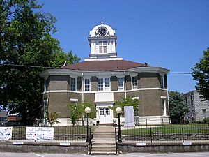 Morgan County courthouse in West Liberty