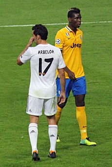 Real Madrid vs Juventus, 24 October 2013 Champions League - Álvaro Arbeloa & Paul Pogba