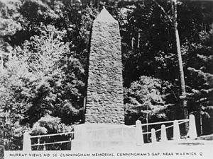 StateLibQld 2 173263 Memorial to explorer Allan Cunningham, Cunningham's Gap, ca. 1945