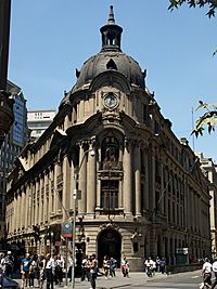 Bolsa de Comercio de Santiago.jpg