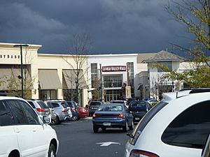 Lehigh Valley Mall lifestyle center entrance