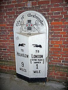 Milestone, Knightsbridge, London - geograph.org.uk - 1590514