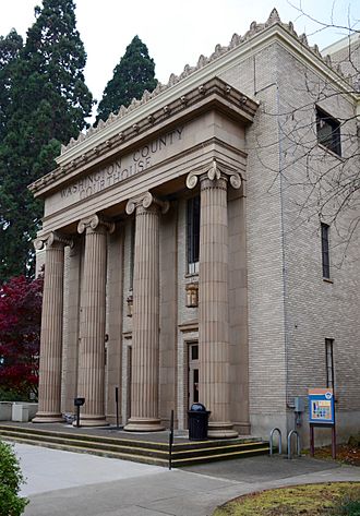 Washington County Courthouse east facade 2016 - Hillsboro Oregon.jpg