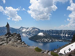 Crater Lake - panoramio