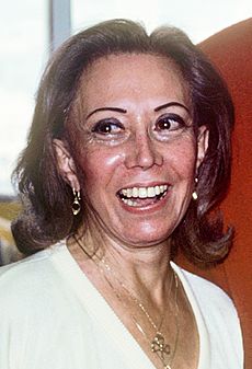 June Foray (4971507788 21f4124982 n) (cropped)