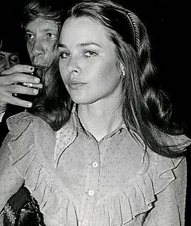 Michelle Phillips 1971 Golden Globes