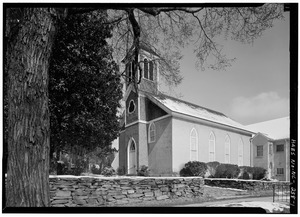 EXTERIOR, WEST FRONT AND SOUTH SIDE - Hillsborough Presbyterian Church, Churton and West Tryon Streets, Hillsborough, Orange County, NC HABS NC,68-HILBO,8-1.tif