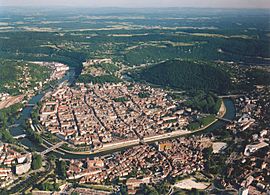The old city of Besançon in the oxbow of the Doubs River.