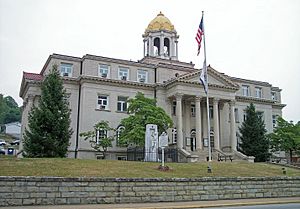 Boone County Courthouse in Madison