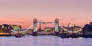Tower Bridge London 2022-10-10