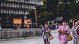 Women Kimonos Kyoto Prefecture (Unsplash)