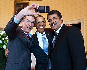 Bill Nye, Barack Obama and Neil deGrasse Tyson selfie 2014