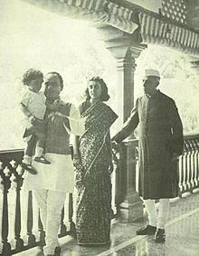 Rajiv, Feroze, Indira Gandhi and Jawaharlal Nehru at Anand Bhawan after Jawaharlal Nehru’s release from detention
