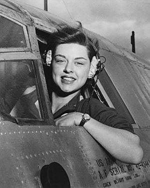Elizabeth L. Remba Gardner, Women's Airforce Service Pilots, NARA-542191.jpg