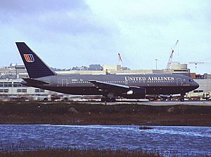 Boeing 767-222, United Airlines AN0188143