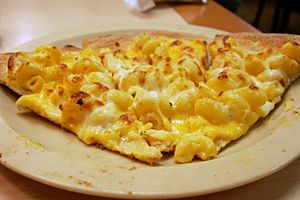 Cicis-Mac&Cheese-Pizza
