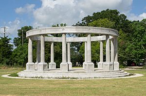 Confederate Memorial of the Wind, Orange, Texas.jpg