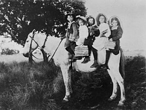 Daniels children going to school on horseback, Gindie, Queensland, 1900-1910 (7019988033)