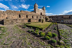 Vilcashuamán Cathedral and the Temple of the Sun