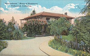 Postcard-c1918-nazimova-hayvenhurst